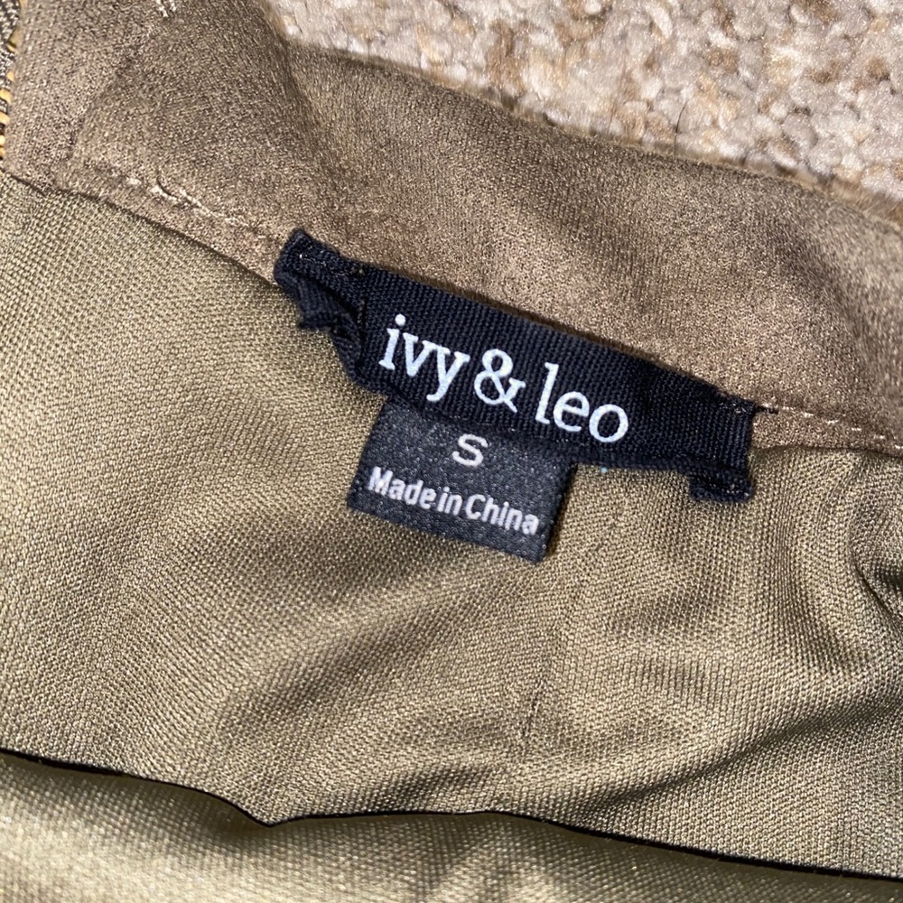 Fall skirt - Picture 2 of 2